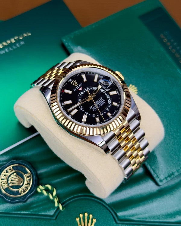 Rolex Oyster perpetual Sky Dweller
