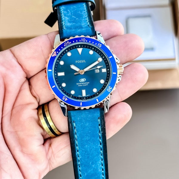 FOSSIL DIVE ROSEBLUE