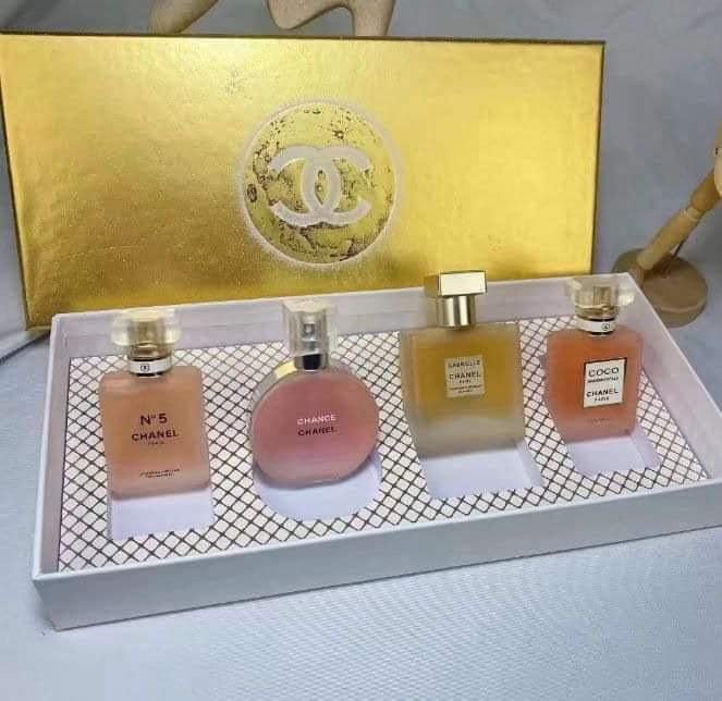 C hanel Paris Gift Set of 4 244