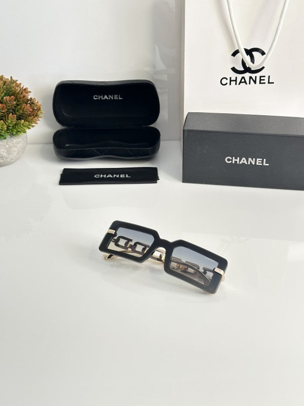 Chanel_WMNS_051_Gold_Green