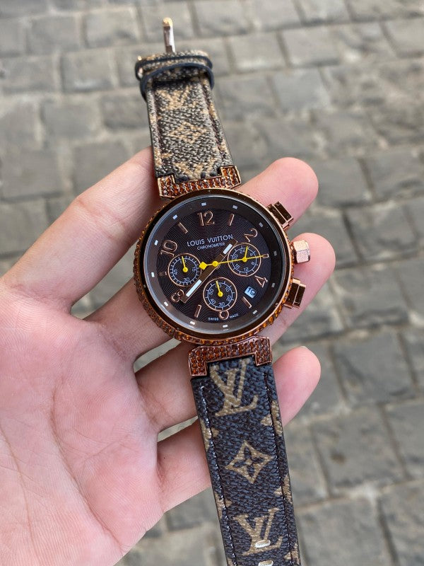 LOUIS VUITTION LADIES DAIMOND WATCH