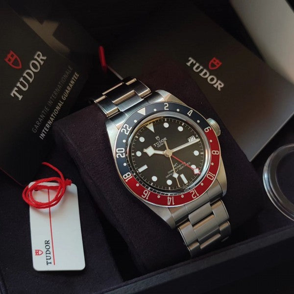 Tudor Black Bay