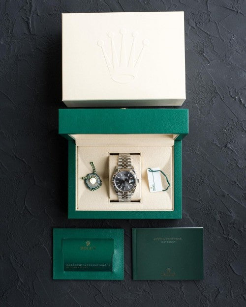 ROL EX OYSTER PERPETUAL DATE JUST 40